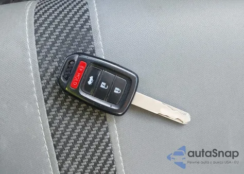 2016 Honda Civic Lx z USA, uszkodzony, nr VIN 2HGFC2F52GH526508